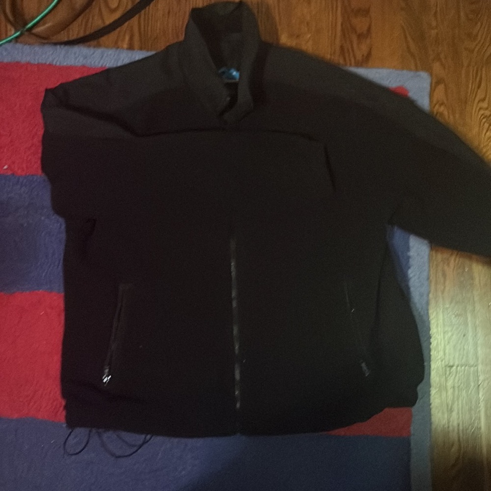 Tri- Mountain zip up winter jacket. Men’s medium - Picture 2 of 4